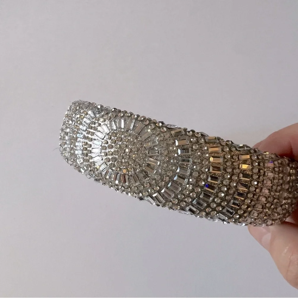 NORDSTROM CRYSTAL ENCRUSTED HEADBAND SILVER/CLEAR CRYSTALS  NWOT